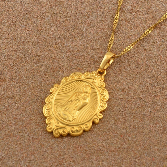 18K Gold Plated Virgin Mary Necklace / Gold Plated Religious Necklace / Christian Necklace / Baptism Jewelry / Virgin Mary Gift