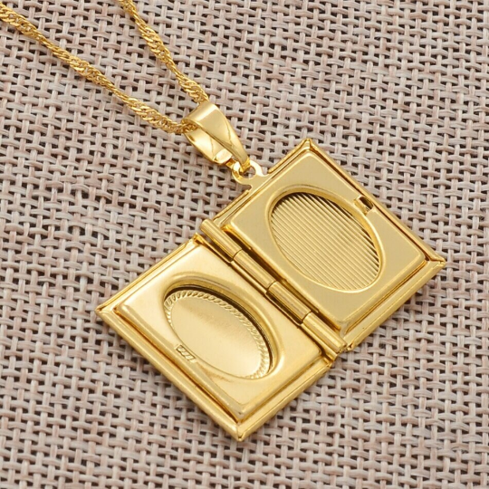 18K Gold Plated Quran Koran Necklace / Ayatul Kursi Necklace / Islamic Necklace / Allah Necklace / Muslim Gift / Insert Pic, Notes Inside
