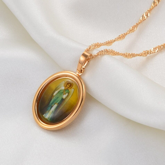 18K Gold Plated Virgin Mary Necklace / Gold Plated Religious Necklace / Christian Necklace / Baptism Jewelry / Virgin Mary Gift
