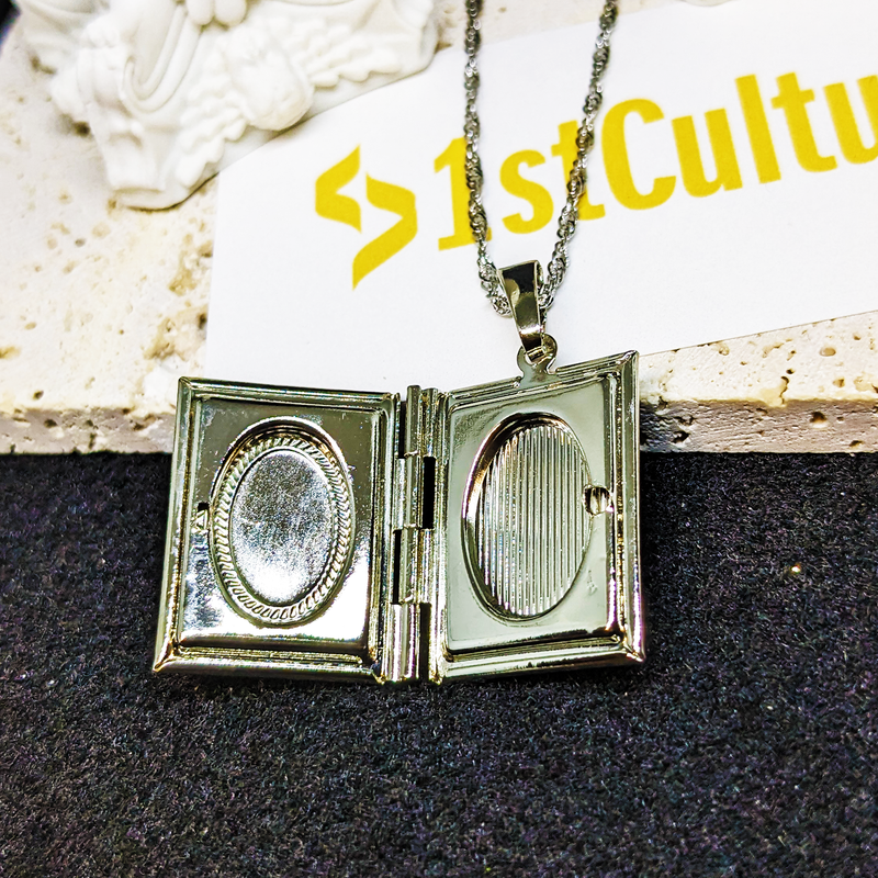 18K Gold Plated Quran Koran Necklace / Ayatul Kursi Necklace / Islamic Necklace / Allah Necklace / Muslim Gift / Insert Pic, Notes Inside