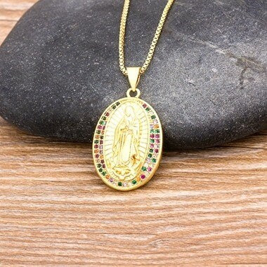 18K Gold Plated Virgin Mary Necklace / Gold Plated Religious Necklace / Christian Necklace / Baptism Jewelry / Virgin Mary Gift