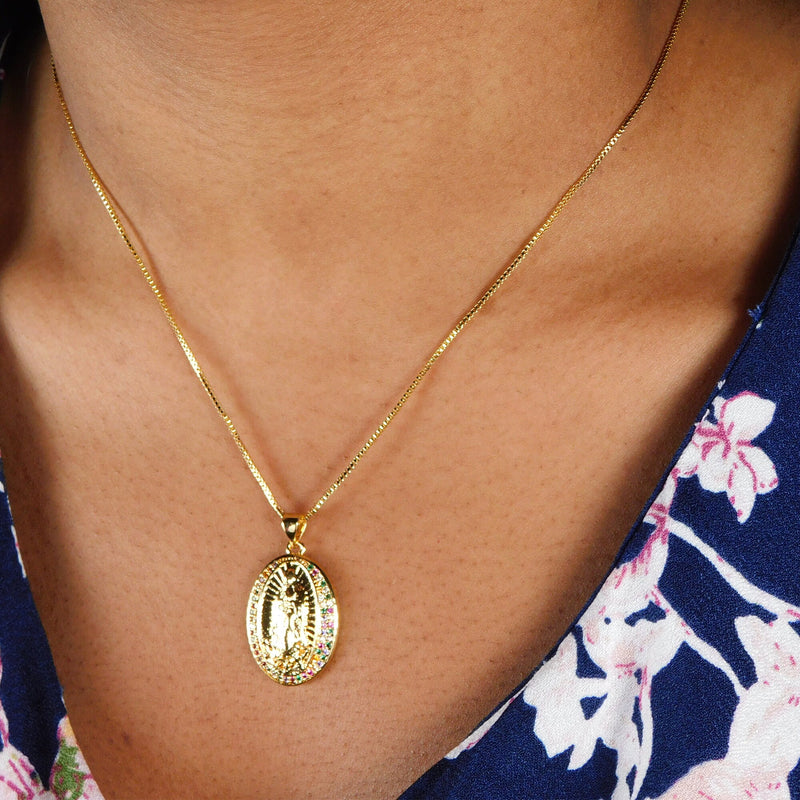 18K Gold Plated Virgin Mary Necklace / Gold Plated Religious Necklace / Christian Necklace / Baptism Jewelry / Virgin Mary Gift
