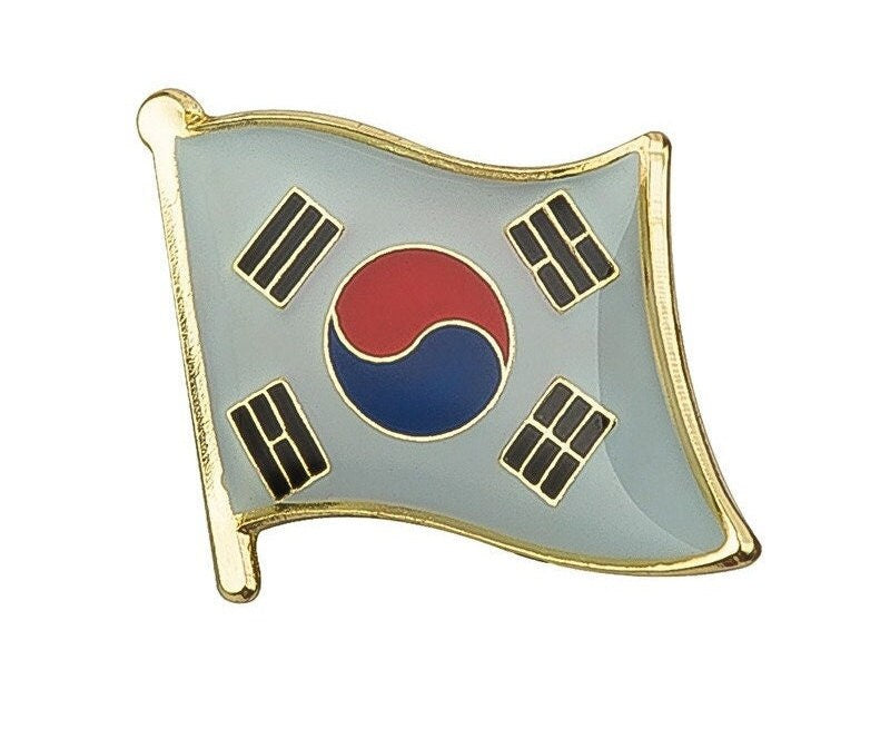 South Korea Flag Lapel clothes / country flag Badge / South Korean flag Brooch / South Korea Flag Lapel Pin / South Korea enamel pins